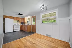 4704 Woodhill Dr, Munhall, PA 15120 - Photo 13