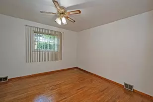 2451 Woodstock Ave, Pittsburgh, PA 15218 - Photo 15