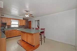 2451 Woodstock Ave, Pittsburgh, PA 15218 - Photo 11