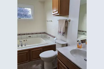 130 McDermott Rd, Level Green, PA 15085 - Photo 7