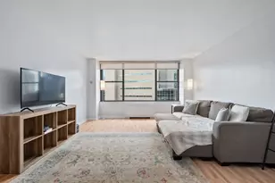 112 Washington Pl, Pittsburgh, PA 15219 - Photo 9