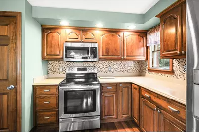 2422 Silver Oak Place, Banksville/Westwood, PA 15220 - Photo 9