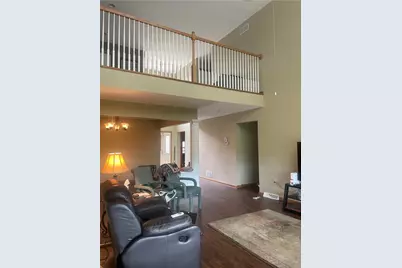 1027 Blackthorne Dr #A, Penn Twp, PA 15644 - Photo 7