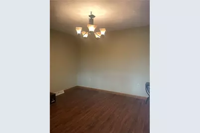 1027 Blackthorne Dr #A, Penn Twp, PA 15644 - Photo 9