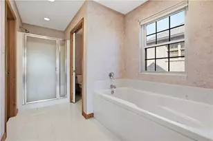 1027 Blackthorne Dr, Penn Twp, PA 15644 - Photo 25