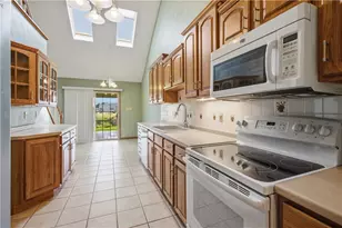 1027 Blackthorne Dr, Penn Twp, PA 15644 - Photo 11