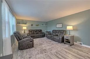 4373 State Rte 136, Hempfield Township, PA 15601 - Photo 17