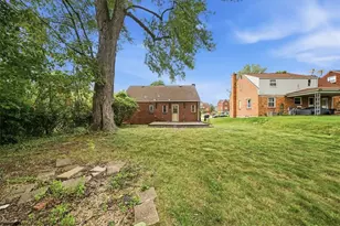 1945 Bower Hill Rd, Scott Township, PA 15243 - Photo 35