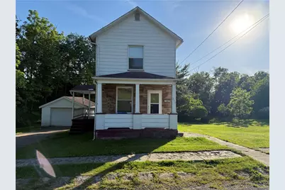 319 Duquesne St, New Castle, PA 16101 - Photo 1