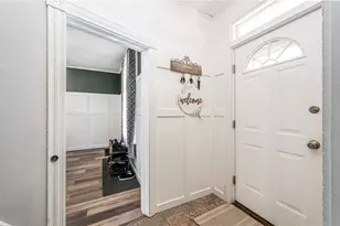 27 Oak St, Latrobe, PA 15650 - Photo 5