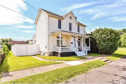 27 Oak St, Latrobe, PA 15650 - Photo 3