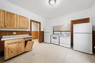 1115 McKean Ave, Charleroi Boro, PA 15022 - Photo 11