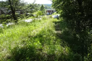 908 Youngstown Ridge Rd, Unity Township, PA 15650 - Photo 7