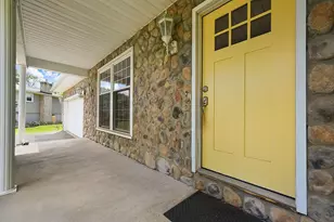 229 Wallace Cir, Union Township, PA 16101 - Photo 3