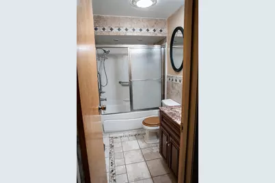 1092 Williams Dr, Washington Township, PA 15012 - Photo 7