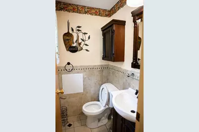 1092 Williams Dr, Washington Township, PA 15012 - Photo 13