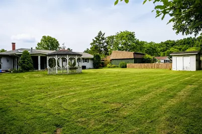 1092 Williams Dr, Washington Township, PA 15012 - Photo 21