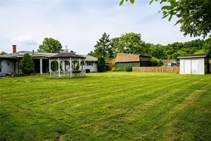 1092 Williams Dr, Washington Township, PA 15012 - Photo 21