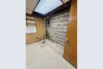 1092 Williams Dr, Washington Township, PA 15012 - Photo 29