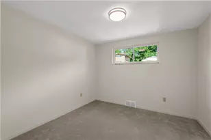 238 Santa Fe Dr, Bethel Park, PA 15102 - Photo 13