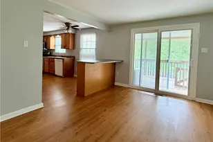 204 Glengarry Dr, Moon/Crescent Twp, PA 15108 - Photo 7