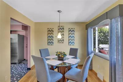 930 Crestview Dr, Ellwood City, PA 16117 - Photo 5