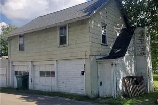 1425 Philadelphia St, Indiana Boro, PA 15701 - Photo 7