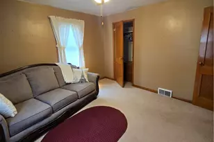 19 S Oak St, Fairchance, PA 15436 - Photo 31