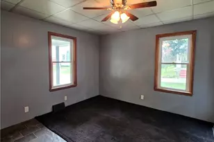 124 Mt Air Rd, North Beaver Township, PA 16102 - Photo 21