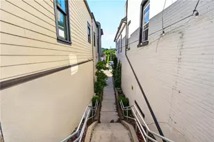 30 W Pike St, Canonsburg, PA 15317 - Photo 33