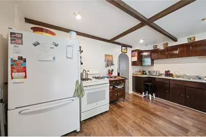 1110 Creek St, Munhall, PA 15120 - Photo 3