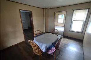 516 Division Ave, Ellwood City, PA 16117 - Photo 9