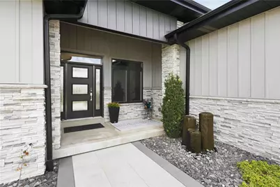 2079 Totteridge Dr, Salem Township, PA 15601 - Photo 3