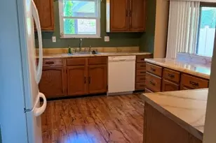 2805 Knights Ct, Lower Burrell, PA 15068 - Photo 5