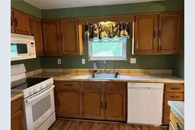 2805 Knights Ct, Lower Burrell, PA 15068 - Photo 11