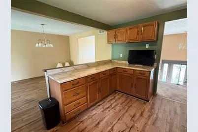 2805 Knights Ct, Lower Burrell, PA 15068 - Photo 7