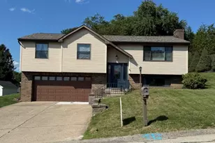 2805 Knights Ct, Lower Burrell, PA 15068 - Photo 1