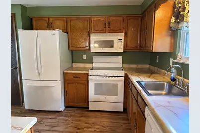 2805 Knights Ct, Lower Burrell, PA 15068 - Photo 7