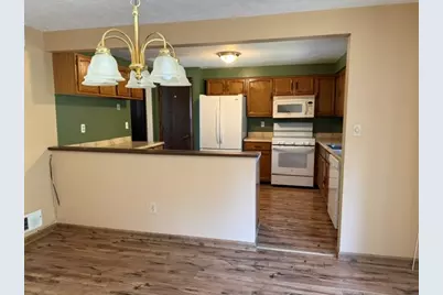 2805 Knights Ct, Lower Burrell, PA 15068 - Photo 11