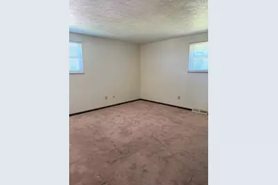 2805 Knights Ct, Lower Burrell, PA 15068 - Photo 13