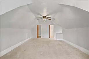 2734 Philadelphia Ave, Pittsburgh, PA 15216 - Photo 21