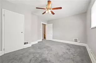 2734 Philadelphia Ave, Pittsburgh, PA 15216 - Photo 19
