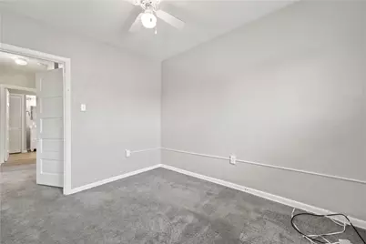 2734 Philadelphia Ave, Pittsburgh, PA 15216 - Photo 15
