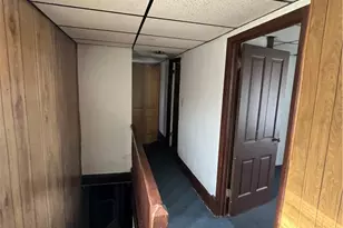 713 Monroe St, New Castle, PA 16101 - Photo 13