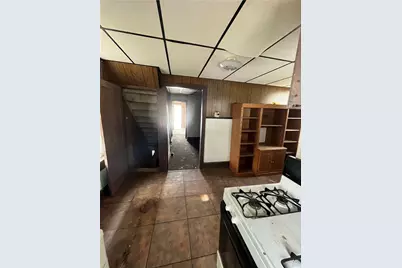 713 Monroe Street, New Castle, PA 16101 - Photo 11