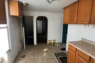 824 Franklin Ave, New Castle, PA 16101 - Photo 7