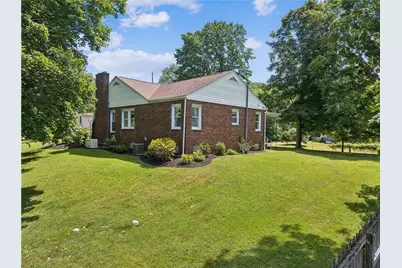 306 Beaver Ave, New Galilee, PA 16141 - Photo 9