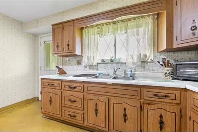 3520 Pittsburgh Road, Perryopolis, PA 15473 - Photo 13