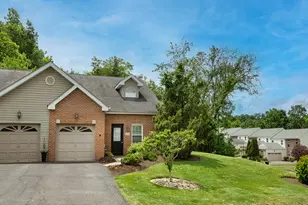 7036 Clubview Dr, South Fayette, PA 15017 - Photo 1