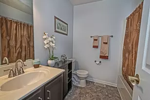7036 Clubview Dr, South Fayette, PA 15017 - Photo 15